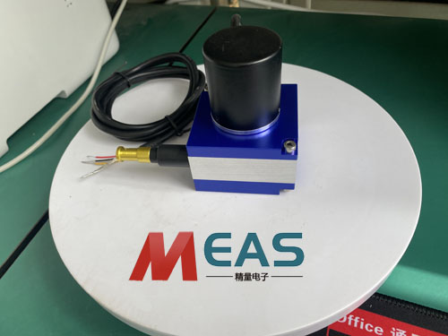 ����λ�ƾ��a�����������ӱ��^��ĭh���Б����b���Ӊ|