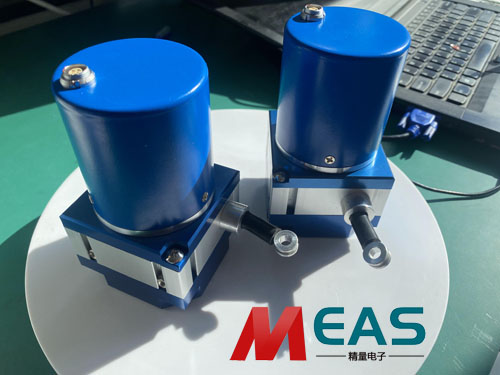 ����λ�ƾ��a����(sh��)�t���d�����_�y(c��)��������